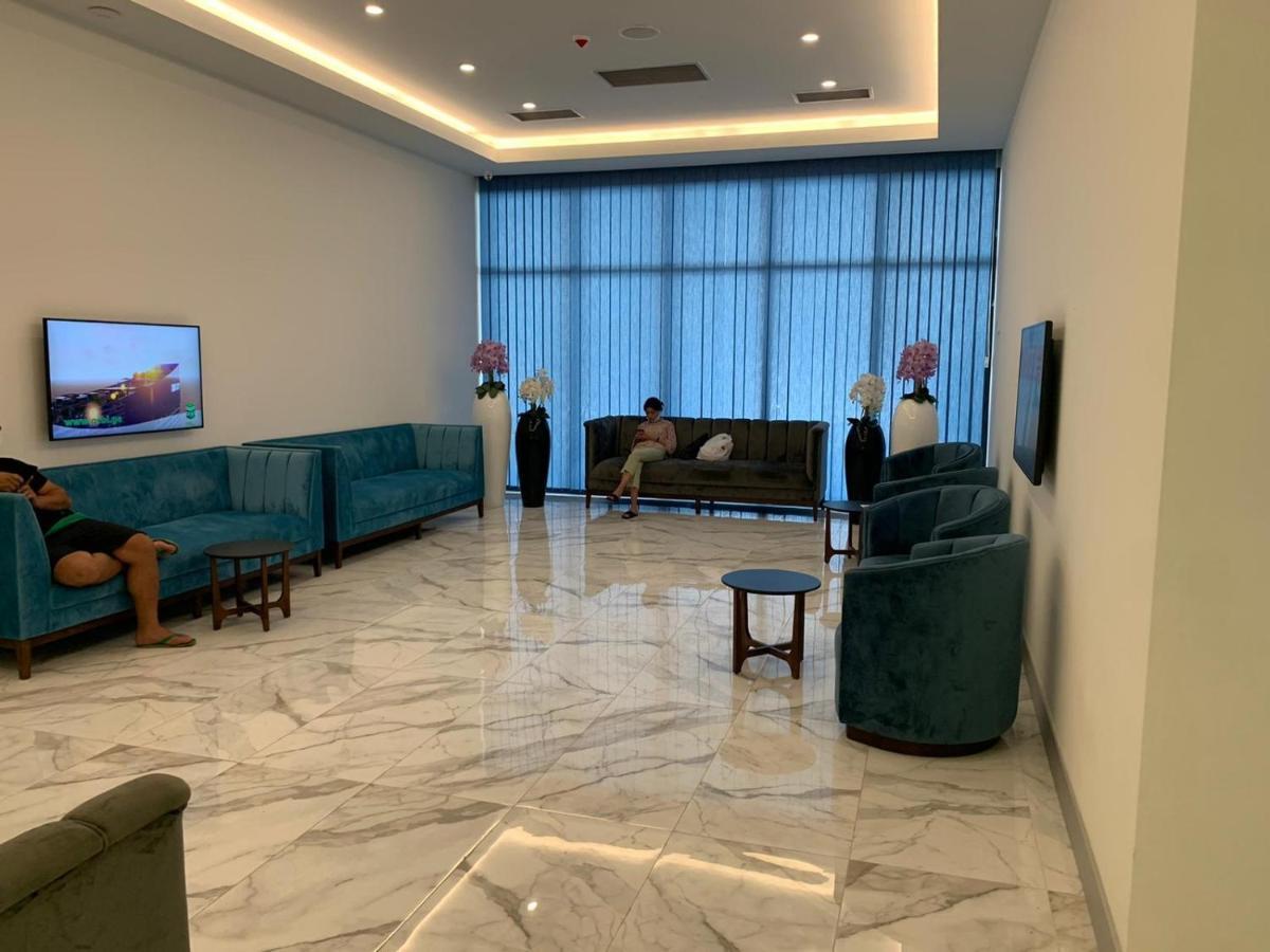 Orbi City Luxury Suit บาทูมิ ภายนอก รูปภาพ