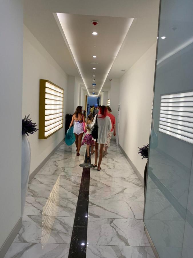 Orbi City Luxury Suit บาทูมิ ภายนอก รูปภาพ