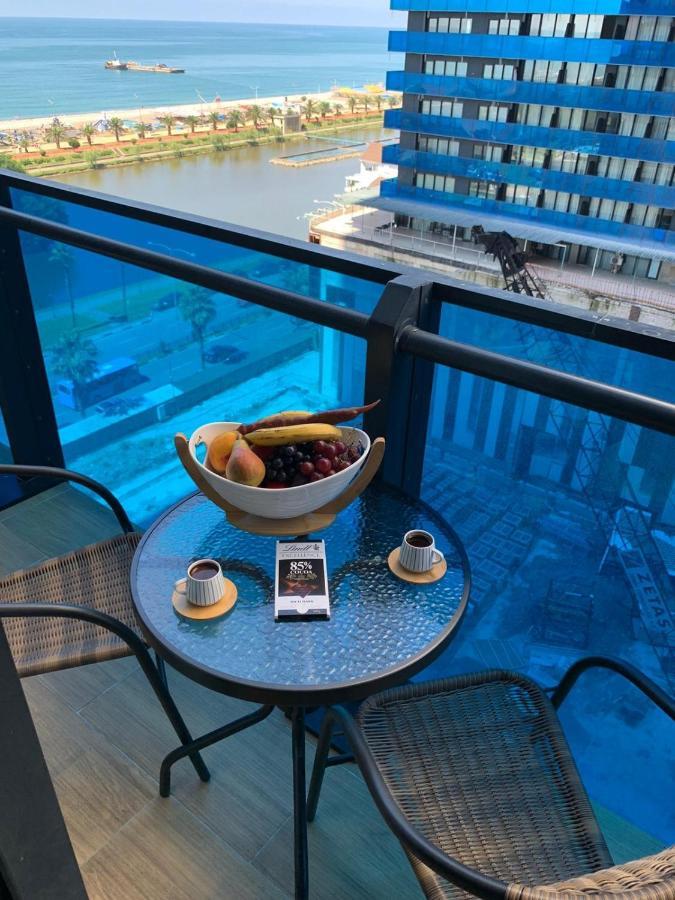 Orbi City Luxury Suit บาทูมิ ภายนอก รูปภาพ